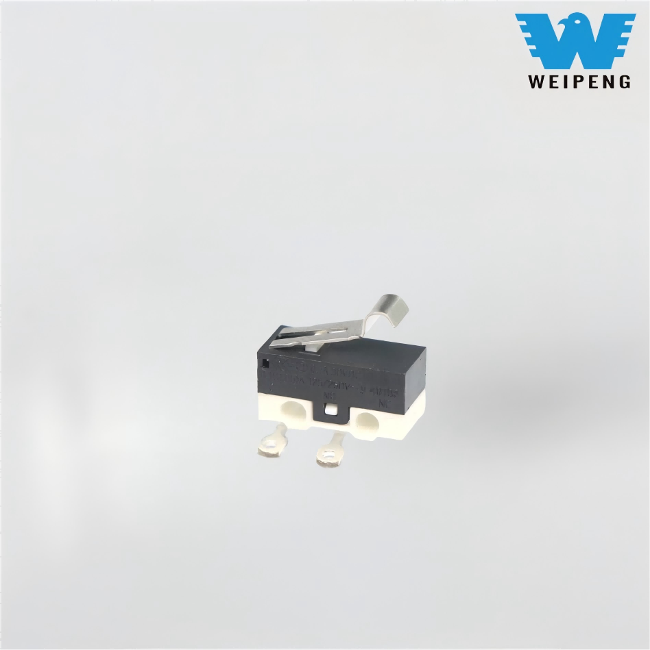 125В 3А ултра-компактни микро прекидач за ресетовање са три контакта